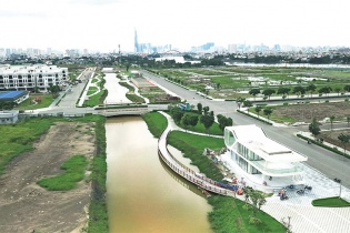 Bất động sản TP.HCM: Lời giải cho bài toán "đất sạch"