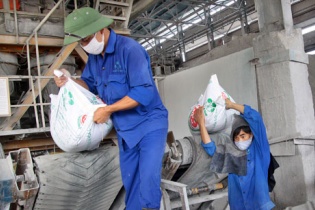 Công ty cổ phần Supe Phốt phát và Hóa chất Lâm Thao: Gập ghềnh đường trở lại vinh quang