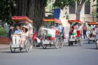 Du lịch Hà Nội xoay trục trọng tâm