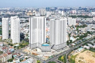 Đừng “tô hồng” hàng tồn bất động sản