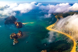 Bình Định: Bán đảo Phương Mai bị xâm hại nghiêm trọng do thi công dự án điện gió