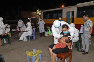 Tình người ở tâm dịch Bắc Giang - Bài 2: Những chiến binh đặc biệt