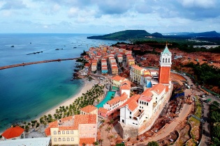 Du lịch Việt  xoay trục và thích ứng