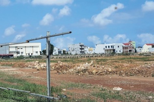 Dự án Khu nhà ở thương mại tại Quảng Bình: Trầy trật tiến độ, chủ dự án biệt tăm