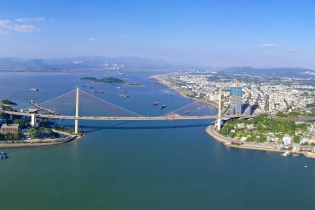Kiên trì với tăng trưởng xanh, Quảng Ninh đang thu trái ngọt