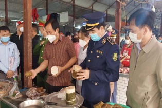 An toàn thực phẩm mùa lễ hội: Đến hẹn lại… lo