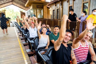 Tín hiệu lạc quan để mở cửa hoàn toàn du lịch quốc tế