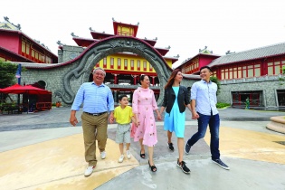 Du lịch Quảng Ninh trải thảm, trải lòng đón khách