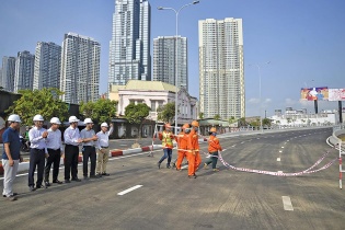 TP.HCM muốn đơn phương chấm dứt hợp đồng với doanh nghiệp - Bài 2: Cân não bài toán chống “ném tiền xuống nước”   