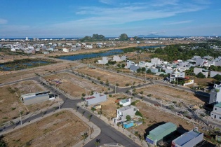 Đất nền miền Trung hạ sốt, sức mua chậm