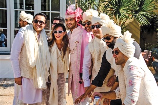 “May đo” sản phẩm cho du khách Trung Đông và Ấn Độ