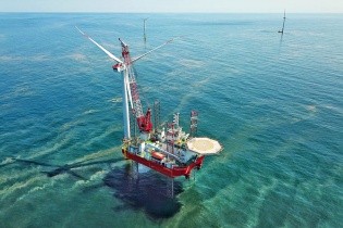 Petrovietnam đón sóng điện gió ngoài khơi