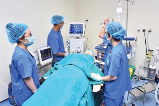Bi kịch của ngành y tế TP.HCM - Bài 3: Khủng hoảng nhân lực và những câu hỏi