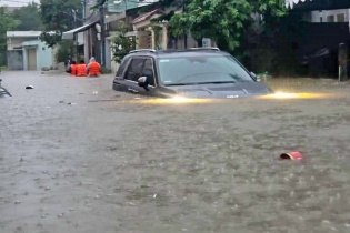 “Bắt bệnh” ngập nước ở các đô thị lớn - Bài 2: Ngập nặng từ phố biển đến phố núi, vì sao?