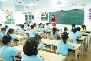 Triển khai chương trình giáo dục phổ thông mới: Thiếu cả giáo viên lẫn đồ dùng dạy học   