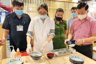 Ác mộng ngộ độc thực phẩm trường học