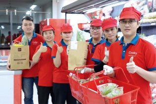 “Đại chiến” đồ ăn chế biến sẵn