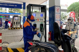 Lại lo thiếu hụt nguồn cung xăng dầu