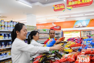 Tiêu dùng năm 2023: Cầu tăng, nhưng vẫn còn yếu