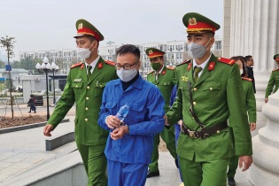 Xét xử nhóm “siêu lừa” Nguyễn Thị Hà Thành