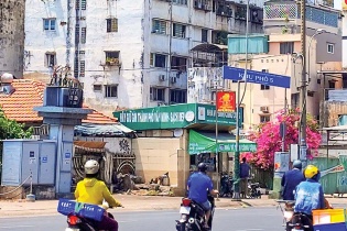 Vì sao hàng ngàn hộ dân TP.HCM phập phồng trong chung cư chờ… sập - Bài 3: Không đột phá thì mãi vòng luẩn quẩn