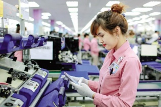 Tin vắn Đầu tư Online ngày 22/3