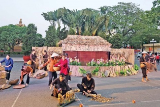 Hải Phòng: Sôi động chuỗi hoạt động văn hóa dịp 13/5 và Lễ hội Hoa Phượng Đỏ 