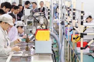 Đằng sau các cuộc đối thoại