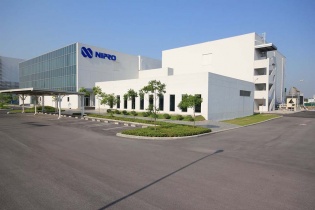 Nipro mòn mỏi chờ mở rộng nhà máy