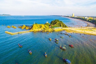 Nghệ An đưa du lịch trở thành ngành kinh tế mũi nhọn