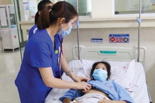 Nguy hiểm khi tự ý điều trị không theo phác đồ