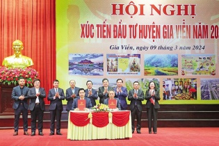 Tô thắm truyền thống hào hùng đất Đế Vương