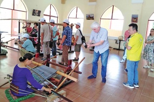 Ninh Thuận khó níu chân khách du lịch