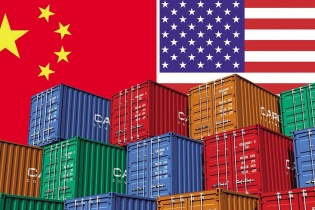 Thương chiến Mỹ - Trung: Thương mại toàn cầu có chuyển hướng sau đòn thuế mới?