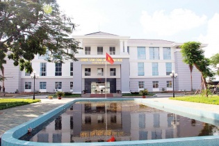 Trung tâm Công nghệ sinh học TP.HCM: Bắt tay nâng khống giá trị gói thầu để trục lợi