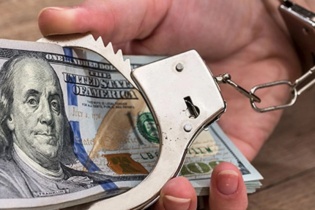 Cựu lãnh đạo chi nhánh Eximbank chiếm đoạt cả ngàn tỷ đồng của khách