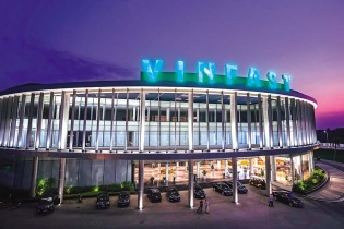 Người giàu nhất Việt Nam quyết tâm đi đến cùng với giấc mơ xe điện