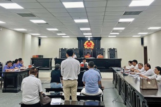 Công ty chứng khoán “bắt tay” ngân hàng, làm giả hồ sơ vay   