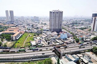 Doanh nghiệp địa ốc mắc kẹt vì tiền sử dụng đất