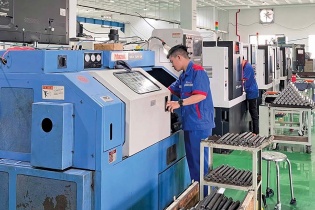 1001 kiểu “đốt” công sức, tài sản, cơ hội đầu tư của doanh nghiệp - Bài 2: “Hăm hở” tham gia chương trình kích cầu đầu tư rồi điêu đứng