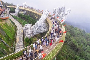 Trải nghiệm du lịch muôn màu dịp Tết Ất Tỵ