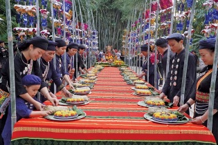 Phát triển du lịch bền vững ở bản làng Thái Hải   