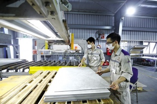Doanh nghiệp vẫn nặng gánh chi phí lãi vay