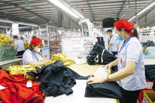 Bốn nhóm hàng xuất khẩu trên 5 tỷ USD