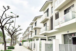 Thị trường Hà Nội: Biệt thự triệu đô cho thuê với giá “bèo”