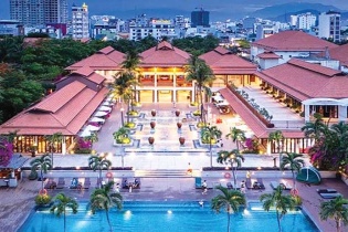 “Hè bên nhau - gắn kết từng khoảnh khắc” tại Furama