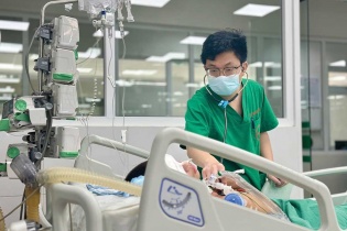 Nguy cơ quá tải bệnh viện vì dịch sốt xuất huyết lan rộng
