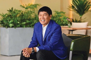 Doanh nhân Trần Đình Long: Ý chí thép vững bước cùng non sông   