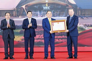 Vingroup được trao Huân chương Lao động hạng Nhất: Ghi dấu kỳ tích thi công thần tốc