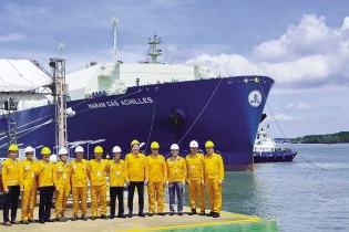 PV GAS - Hành trình tiên phong với LNG PV GAS - Hành trình tiên phong với LNG